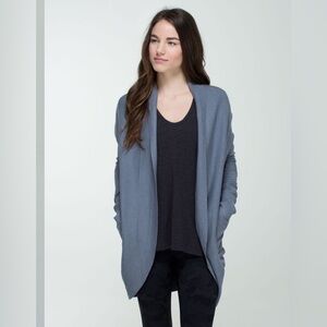 Lululemon Transformation Wrap Heathered Blurred Grey / Coal Size 4 GUC